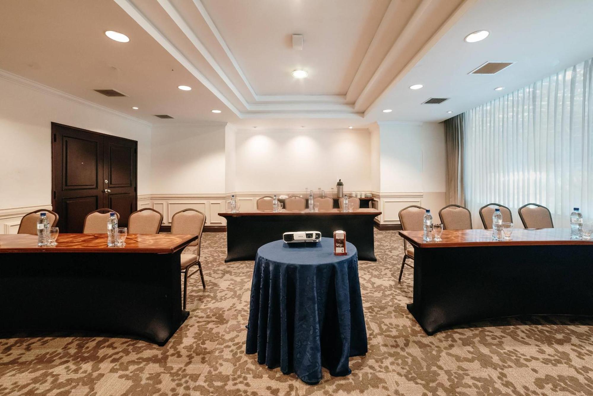 Hotel Clarion