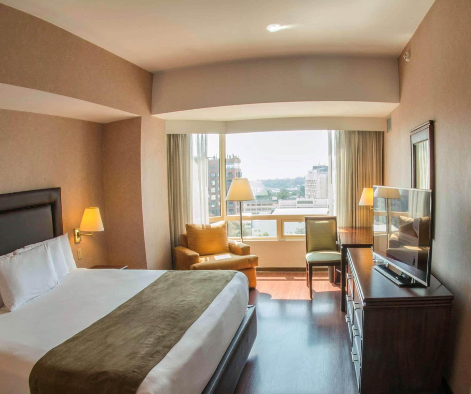 Clarion Hotel