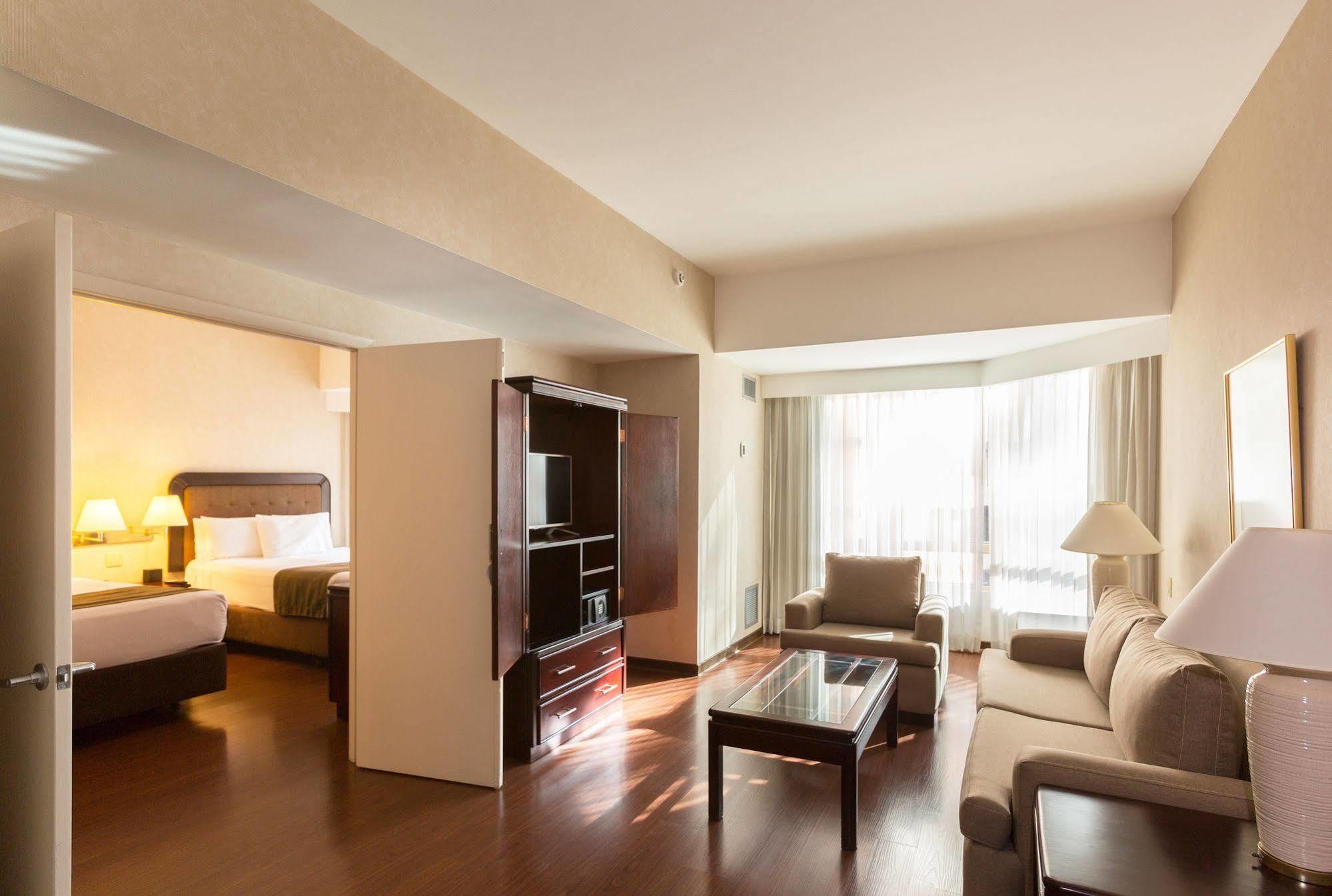 Hotel Clarion 5*